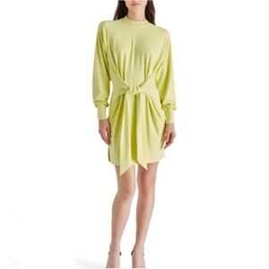 Steve Madden dress 🍋‍🟩🤍